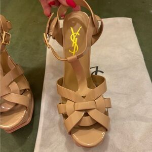 Stunning flesh tone high heals lengthen anyone’s legs. Very sexy never worn